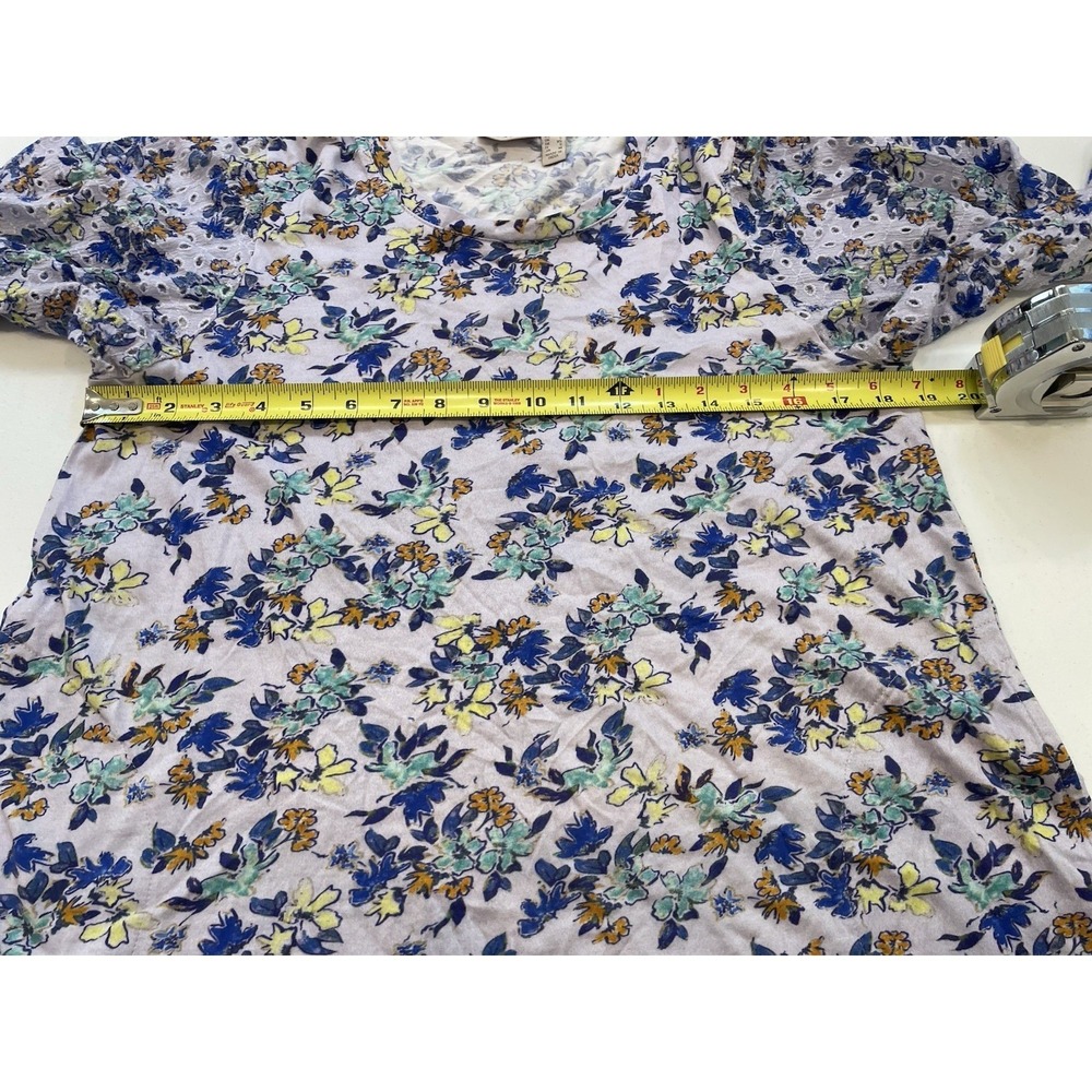 LOGO Lori Goldstein‎ Top Women's XS Purple Floral Eyelet Sleeve Flowy Blouse - Picture 7 of 9